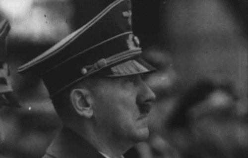 En 1938, Adolf Hitler fue el “Hombre del Año” de la revista “Time” y en 1939 fue nominado para el “Premio Nobel de la Paz”…