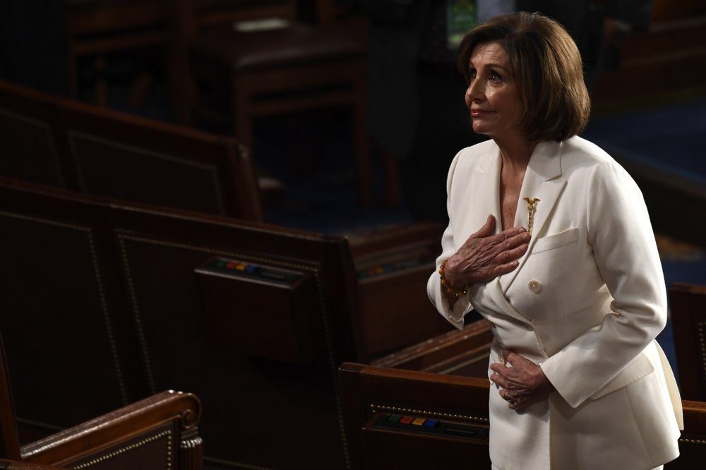Acusación hecha, Pelosi se descarga sobre Trump